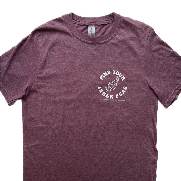 Gildan Tops Fiu Find Your Inner Peas Short Sleeve Graphic Tee Shirt